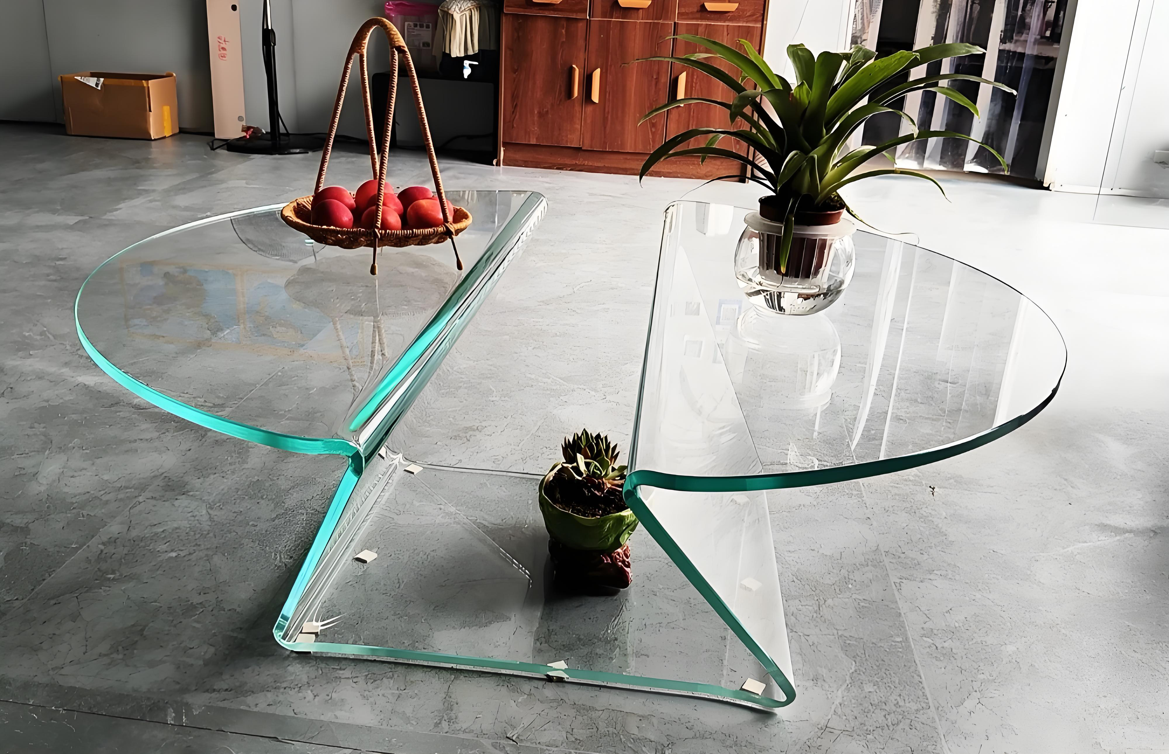 glass table طاولة زجاجية (6)