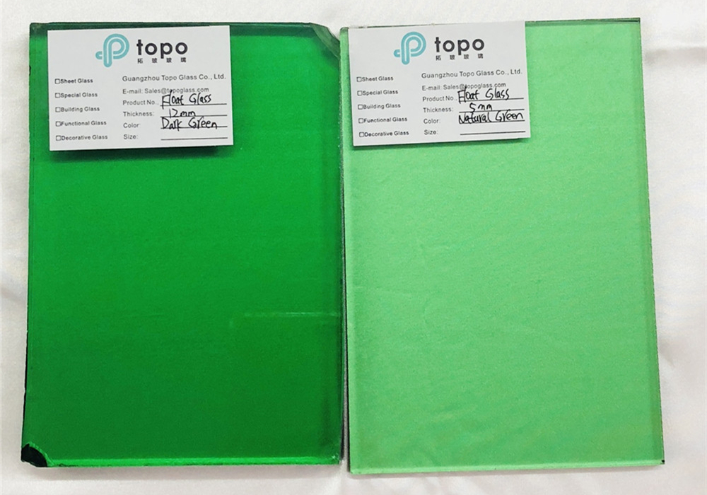 Natural Green Glass الزجاج الأخضر الطبيعي