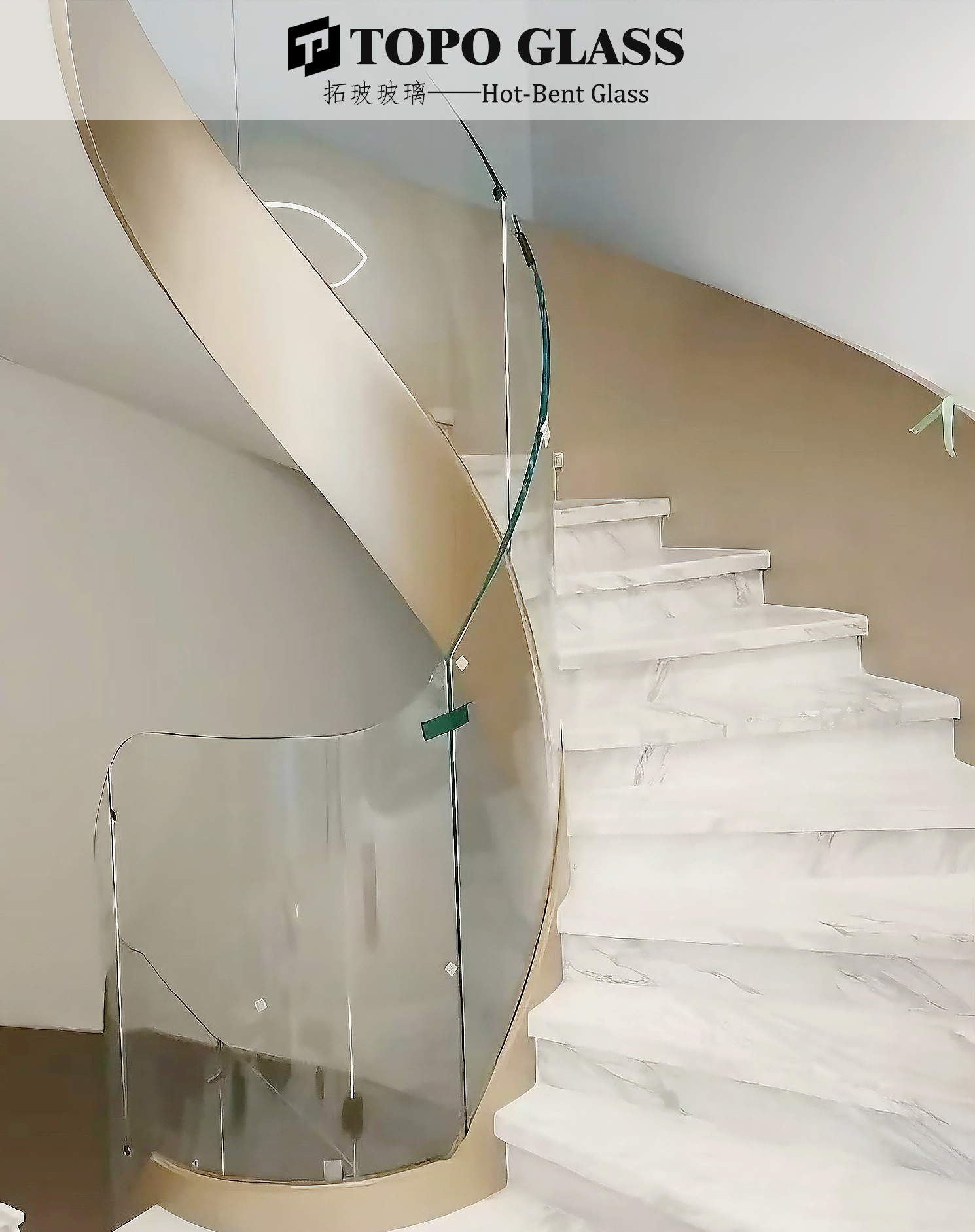 curved-tempered-glass زجاج مقسى منحني ذو قوة عالية وأداء آمن