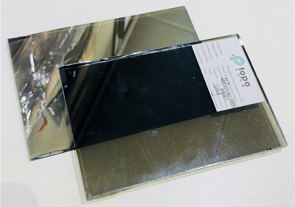 Gray Reflective Glass زجاج عاكس رمادي