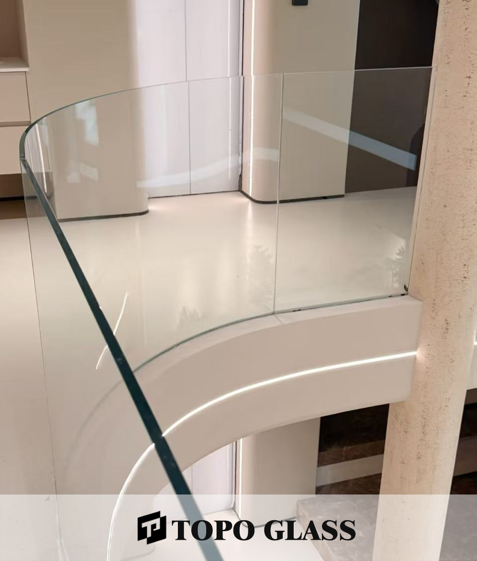 زجاج منحني .png