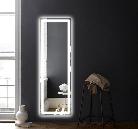 مرآة إضاءة LED للحمام مزخرفة